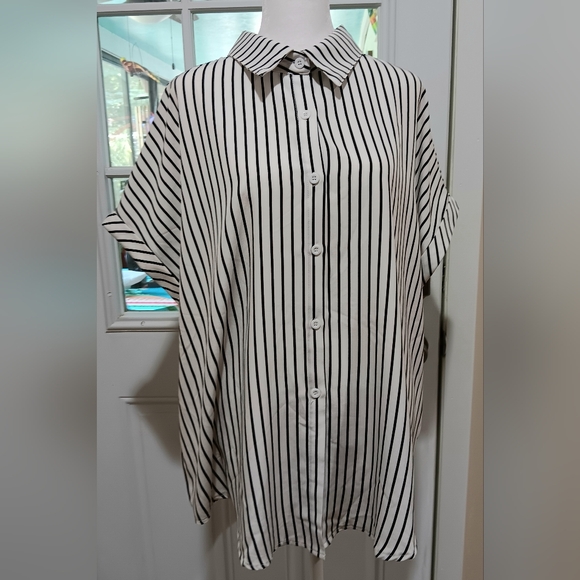 Shein striped button down - Picture 3 of 10